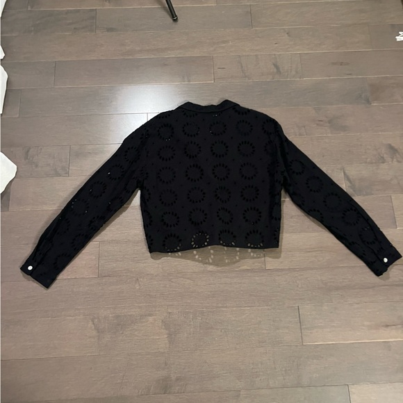 Zara Eyelet Front Tie - Picture 3 of 3